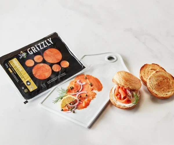 $1 OFF GRIZZLY SMOKED SALMON
