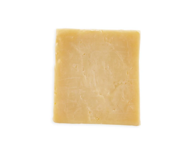 TWO-YEAR OLD CHEDDAR CHEESE OF L'ÎLE-AUX-GRUES